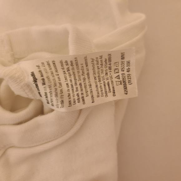 GERBER SLEEP SACK & ONESIE BUNDLE - NEWBORN - Picture 8 of 11